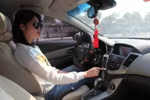 网约车管理办法出台 合法身份利于行业健康发展(图8) 网约车管理办法出台 合法身份利于行业健康发展(图8)