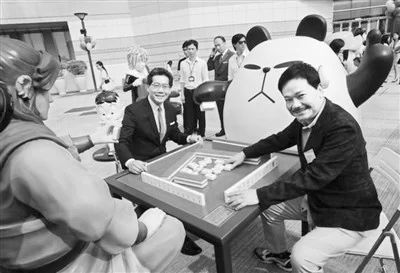 辉煌给力!文化创意的“香港范儿”(图1) 辉煌给力!文化创意的“香港范儿”(图1)