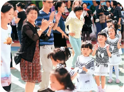 起跑线上,教育“偷跑”何时休?(图4) 起跑线上,教育“偷跑”何时休?(图4)