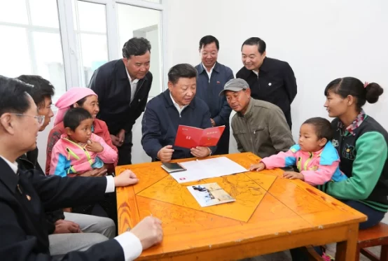 习近平青海考察第二天,谈易地扶贫、生态环境保护、清洁能源发展(图3) 习近平青海考察第二天,谈易地扶贫、生态环境保护、清洁能源发展(图3)