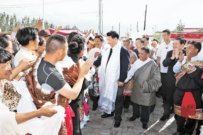 习近平:扶贫要“不破楼兰终不还”(图1) 习近平:扶贫要“不破楼兰终不还”(图1)