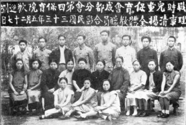 新津纯阳观,聚风落雨: 最具中国县城青春特色的老院子(图13) 新津纯阳观,聚风落雨: 最具中国县城青春特色的老院子(图13)