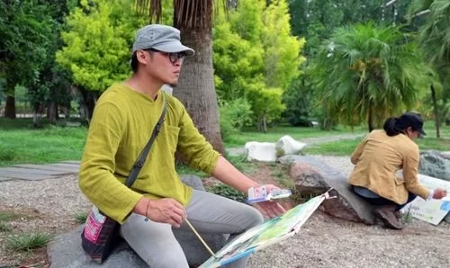 好医生福能源携手艺术家与彝族孩子“共画未来”(图4) 好医生福能源携手艺术家与彝族孩子“共画未来”(图4)