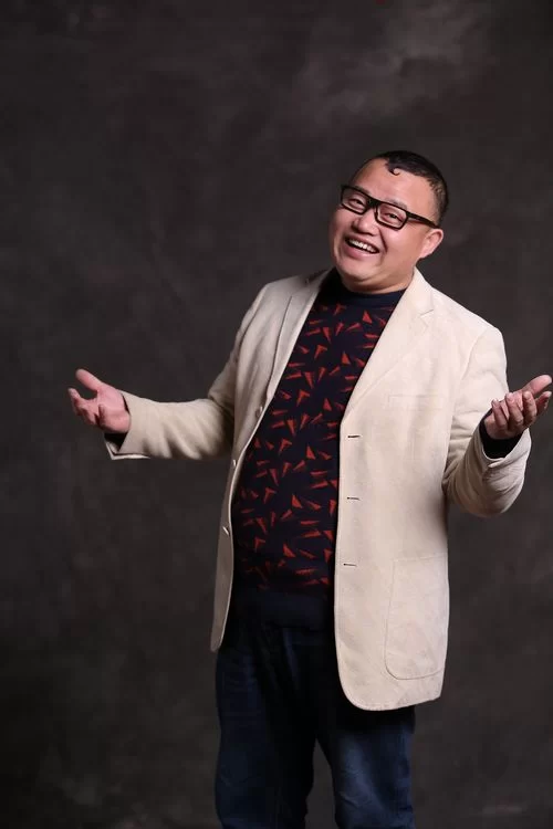 安冬：用相声传递一座城市的温度(图1)