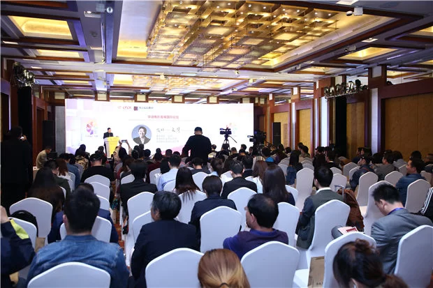 第八届北京国际电影节·华语电影发展国际论坛举行(图1) 第八届北京国际电影节·华语电影发展国际论坛举行(图1)