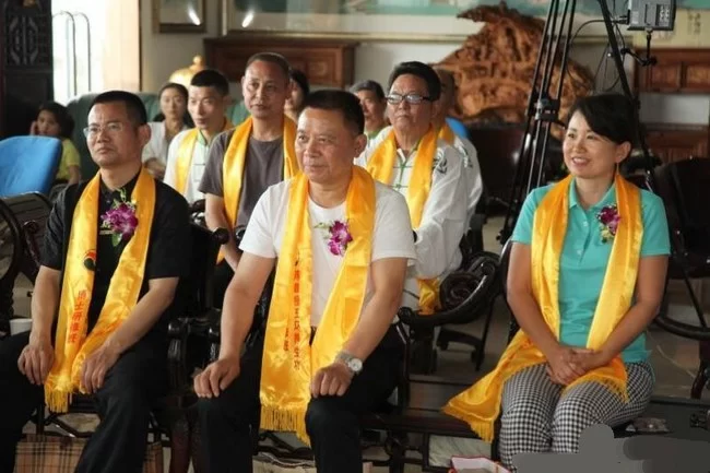 陈红涛教授《经络与人体"核反应堆"》功法讲座获中外专家学者赞誉(图6) 陈红涛教授《经络与人体"核反应堆"》功法讲座获中外专家学者赞誉(图6)