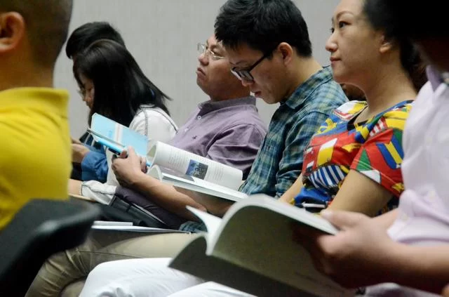 《文艺的矩阵——东莞市重点文艺创作基地解码》正式首发(图4) 《文艺的矩阵——东莞市重点文艺创作基地解码》正式首发(图4)