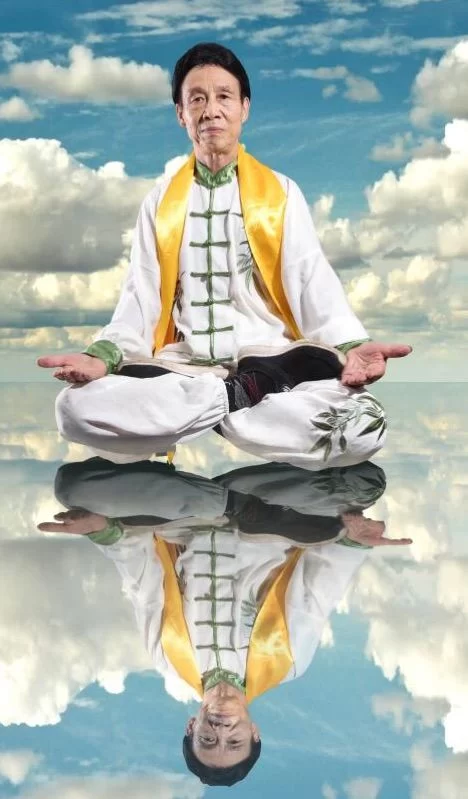 陈红涛教授荣获首届国际医养产业合作大会“养生功法创新奖”(图6) 陈红涛教授荣获首届国际医养产业合作大会“养生功法创新奖”(图6)