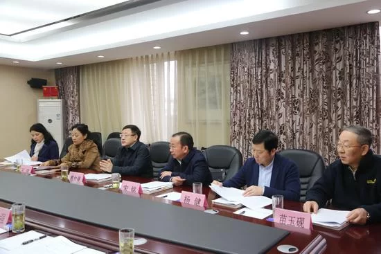 四川省文化和旅游厅首任厅长戴允康一行调研省文化馆、歌舞剧院和曲艺研究院(图3)