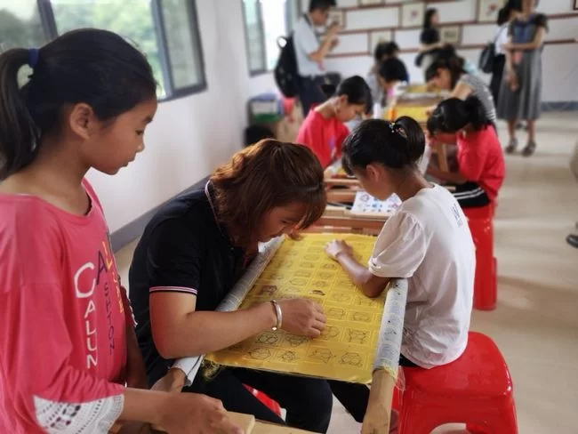 广西文化产业方兴未艾(图3) 广西文化产业方兴未艾(图3)