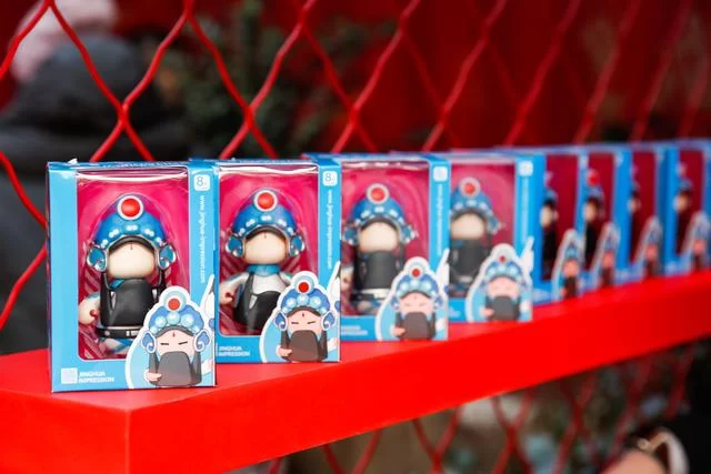 "旧"年"新"过,"老"传统迸发"潮"玩法(图3) "旧"年"新"过,"老"传统迸发"潮"玩法(图3)