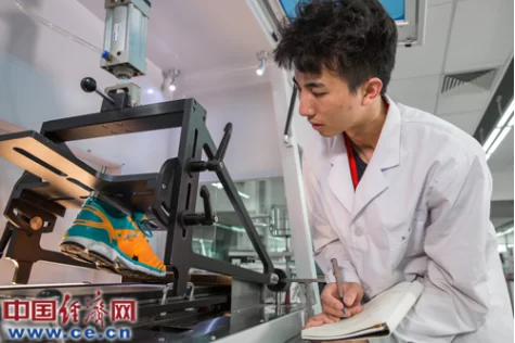 新时代民营经济观察：坚守主业做大做强 助力实体经济腾飞(图3)