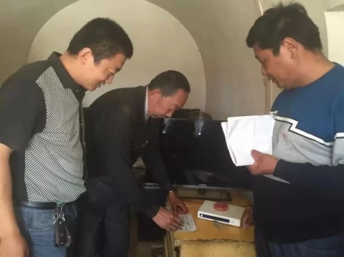 用生命践行扶贫的使命——靖边39岁的乡镇干部白新荣因公殉职(图2) 用生命践行扶贫的使命——靖边39岁的乡镇干部白新荣因公殉职(图2)