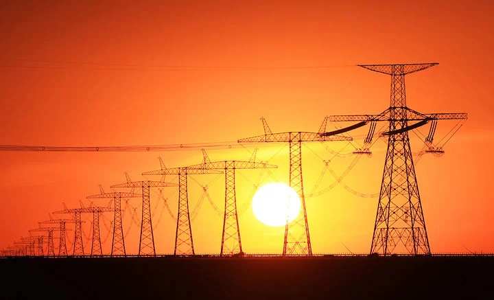 领航定向驾驭发展全局——习近平经济思想引领新时代经济工作述评之一(图3)