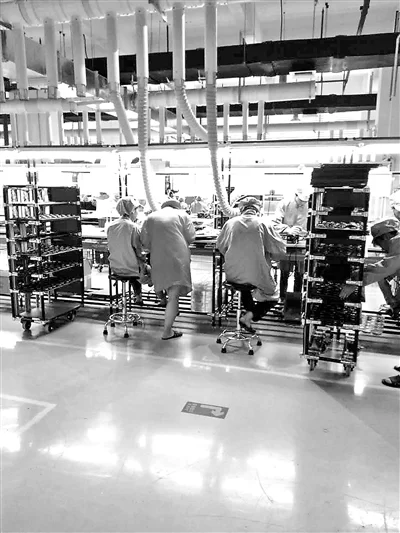 高校强制学生打工 不合格付费重修?(图1) 高校强制学生打工 不合格付费重修?(图1)