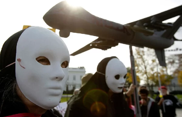 以反恐之名行恐怖之实 美军无人机滥杀无辜何时休?(图1) 以反恐之名行恐怖之实 美军无人机滥杀无辜何时休?(图1)