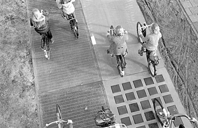 道路发电——低碳环保的新型发电方式(图2) 道路发电——低碳环保的新型发电方式(图2)