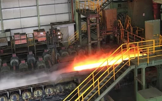 凤凰涅槃浴火重生 煤炭钢铁行业去产能的“痛与断”(图3) 凤凰涅槃浴火重生 煤炭钢铁行业去产能的“痛与断”(图3)