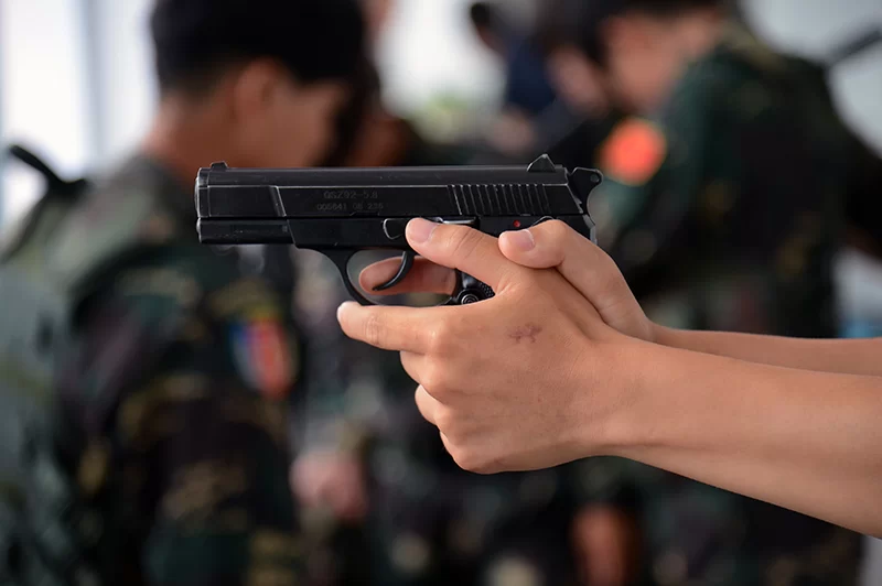 一组你平时看不到的“红三连”照片(图1) 一组你平时看不到的“红三连”照片(图1)