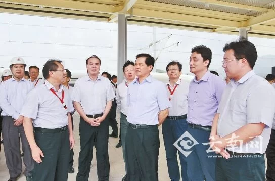 陈豪检查沪昆客专云南段:抓好“最后一公里” 齐心协力保开通(图1) 陈豪检查沪昆客专云南段:抓好“最后一公里” 齐心协力保开通(图1)