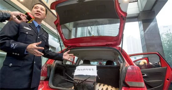 戳穿电信诈骗术 “伪基站”是个什么鬼?(图2) 戳穿电信诈骗术 “伪基站”是个什么鬼?(图2)