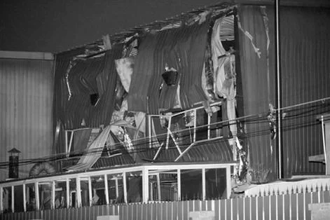 工厂气瓶爆炸隔壁小区居民受伤 (图1) 工厂气瓶爆炸隔壁小区居民受伤 (图1)