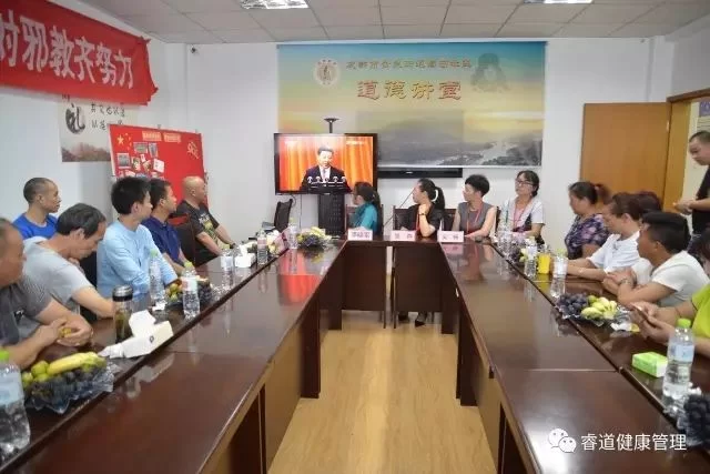 庆八一:“展示戎装风采 · 寄我军旅情怀”(图3) 庆八一:“展示戎装风采 · 寄我军旅情怀”(图3)