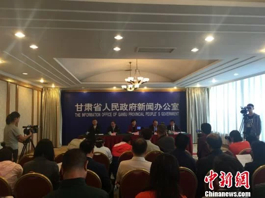 甘肃8月底前全省取消药品加成 破以药补医机制(图1) 甘肃8月底前全省取消药品加成 破以药补医机制(图1)