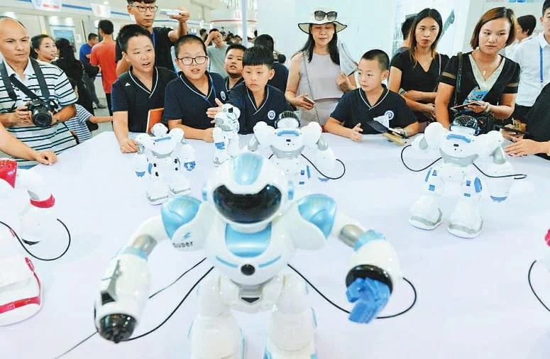 乘着科技的翅膀——第五届中国(绵阳)科技城国际科技博览会开幕侧记(图1) 乘着科技的翅膀——第五届中国(绵阳)科技城国际科技博览会开幕侧记(图1)