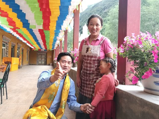 德国前总统武尔夫是如何喝上神沟九寨红的?(图6) 德国前总统武尔夫是如何喝上神沟九寨红的?(图6)