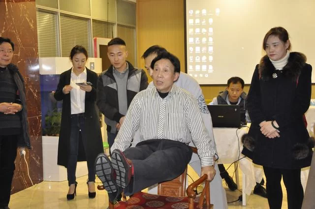 陈红涛教授中华五环养生长寿功在蓉正式开设专修班(图5) 陈红涛教授中华五环养生长寿功在蓉正式开设专修班(图5)