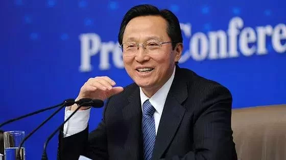 当前中国经济最热的问题,这六个人都说明白了(图2) 当前中国经济最热的问题,这六个人都说明白了(图2)