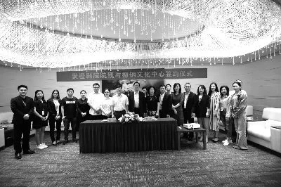 聚橙剧院院线:多元合作下的市场化运营见成效(图1) 聚橙剧院院线:多元合作下的市场化运营见成效(图1)