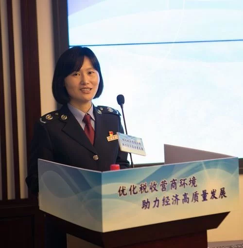 税收优惠助力非遗 “非遗传承税宣行”走进北京前门大街(图3) 税收优惠助力非遗 “非遗传承税宣行”走进北京前门大街(图3)