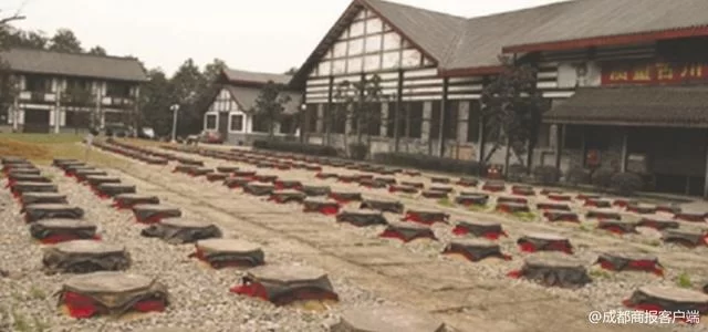 勾兑天下的邛酒 有喜有忧 从产业链底层攀向产业链顶层,邛酒探索转型路径(图1) 勾兑天下的邛酒 有喜有忧 从产业链底层攀向产业链顶层,邛酒探索转型路径(图1)