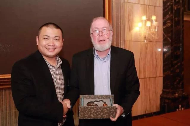 物宝天华,流光溢彩——暨唐人祥曜变天目惊艳2018北京文交会(图5) 物宝天华,流光溢彩——暨唐人祥曜变天目惊艳2018北京文交会(图5)