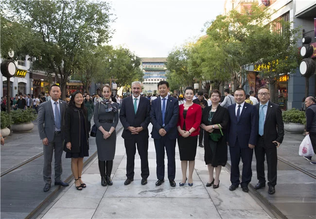 聚焦非遗保护传承 守护人类精神家园——联合国教科文组织与永新华韵在京签订合作框架协议(图6) 聚焦非遗保护传承 守护人类精神家园——联合国教科文组织与永新华韵在京签订合作框架协议(图6)