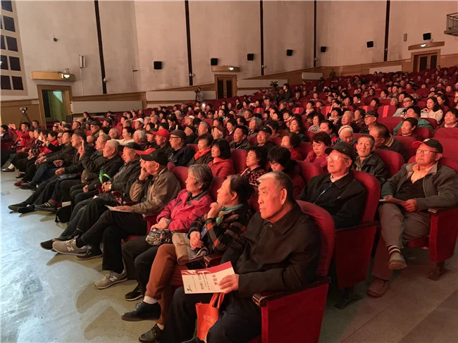 北京市顺义区第二届戏曲艺术节暨第十四届“高丽营杯”京津冀戏曲票友演唱会举办(图1) 北京市顺义区第二届戏曲艺术节暨第十四届“高丽营杯”京津冀戏曲票友演唱会举办(图1)