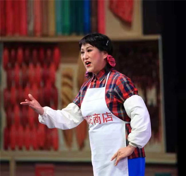 北京市顺义区第二届戏曲艺术节暨第十四届“高丽营杯”京津冀戏曲票友演唱会举办(图2) 北京市顺义区第二届戏曲艺术节暨第十四届“高丽营杯”京津冀戏曲票友演唱会举办(图2)