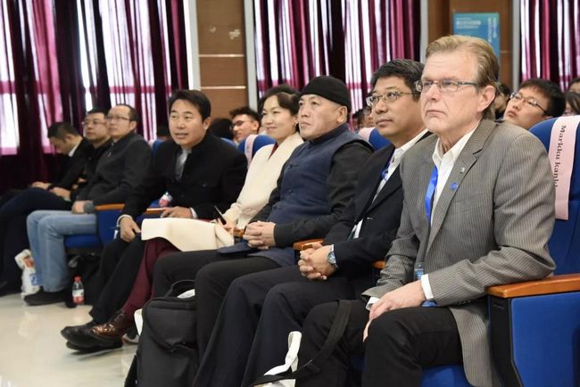 探讨发展新模式 推动走向新高度——2018年海淀艺术教育国际研讨会举办(图4) 探讨发展新模式 推动走向新高度——2018年海淀艺术教育国际研讨会举办(图4)