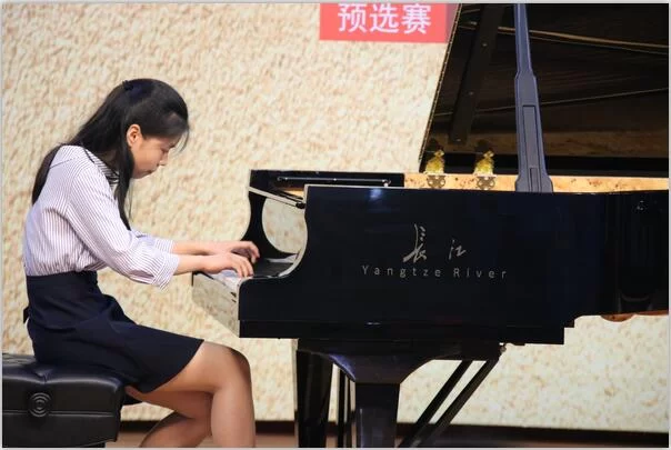 长江钢琴2018全国高校钢琴大赛决赛启动(图2) 长江钢琴2018全国高校钢琴大赛决赛启动(图2)