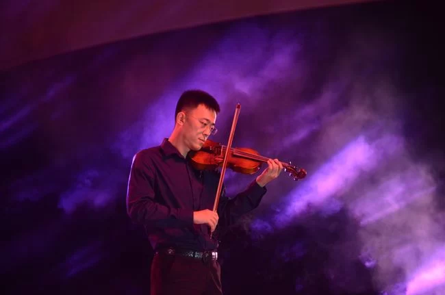 “飘香中国”孙文虎原创作品音乐会歌咏民心乡情(图4) “飘香中国”孙文虎原创作品音乐会歌咏民心乡情(图4)