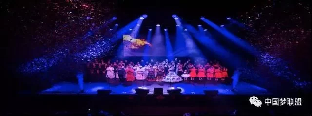 一颗赤子心 追寻中国梦——《中国梦》歌曲出品人岳晓峰的家国情怀(图4) 一颗赤子心 追寻中国梦——《中国梦》歌曲出品人岳晓峰的家国情怀(图4)