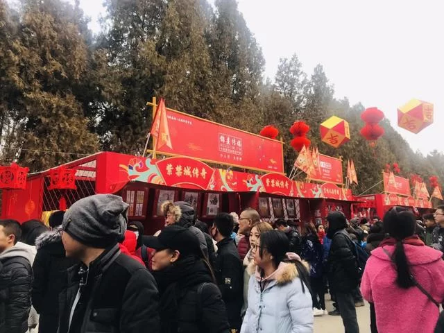 小人书 大世界——原创故事连环画在地坛展现中华文化力量(图2)