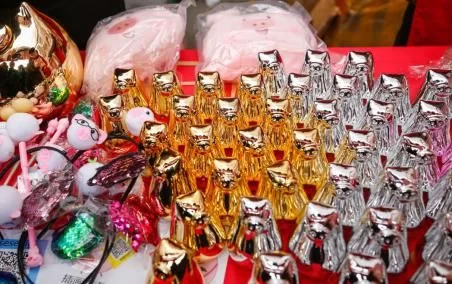 在地坛庙会过五颜六“se”的新年(图2) 在地坛庙会过五颜六“se”的新年(图2)