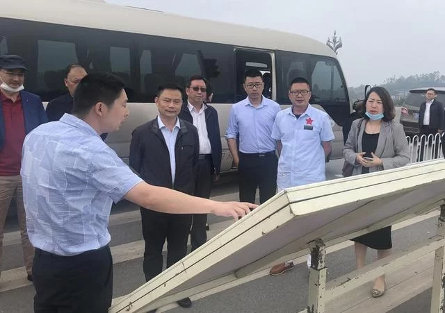 把握历史机遇 融入华蓥西进战略——成都广安商会执行会长匡建华率考察团再访华蓥(图1) 把握历史机遇 融入华蓥西进战略——成都广安商会执行会长匡建华率考察团再访华蓥(图1)