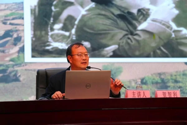 “弘扬路遥精神 做新时代的奋斗者”系列活动在榆林举办(图4) “弘扬路遥精神 做新时代的奋斗者”系列活动在榆林举办(图4)