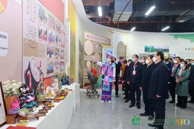 河池文旅亮相第十三届广西(河池)园林园艺博览会展多彩风姿(图7) 河池文旅亮相第十三届广西(河池)园林园艺博览会展多彩风姿(图7)