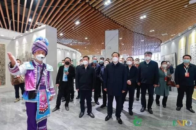 河池文旅亮相第十三届广西(河池)园林园艺博览会展多彩风姿(图5) 河池文旅亮相第十三届广西(河池)园林园艺博览会展多彩风姿(图5)