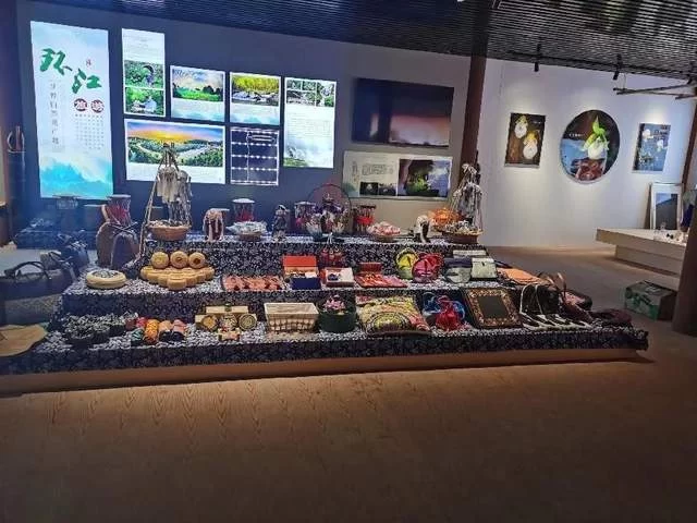 河池文旅亮相第十三届广西(河池)园林园艺博览会展多彩风姿(图17) 河池文旅亮相第十三届广西(河池)园林园艺博览会展多彩风姿(图17)